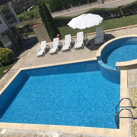 Sea La Vie